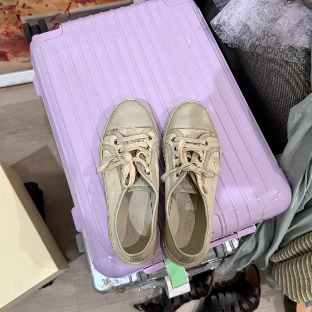 Gucci Beige Women's Sneakers